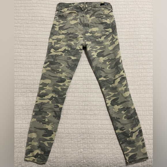 KUT From The Kloth  Green Camo Connie High Rise Ankle Skinny Jeans Size 4 - Picture 9 of 9